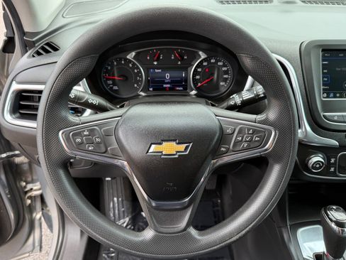 Used 2019 Chevrolet Equinox LT FWD image 14