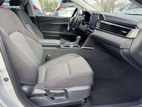 Used 2025 Toyota Camry LE image 14