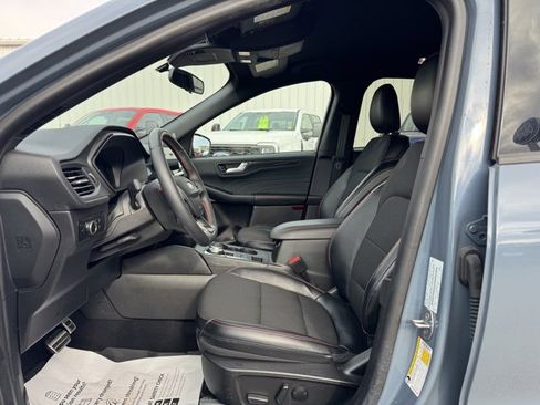 Used 2023 Ford Escape ST-Line w/ Tech Pack #1 image 18