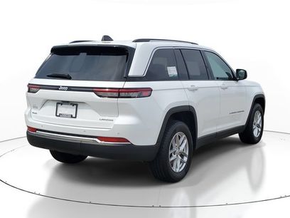 Used 2023 Jeep Grand Cherokee Laredo w/ Trailer Tow Prep Group (B)