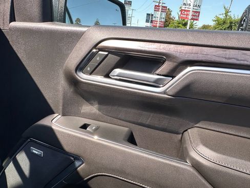 Used 2024 Chevrolet Silverado 1500 LTZ AWD/4WD image 19