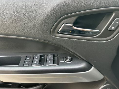 Used 2022 Chevrolet Colorado LT image 10