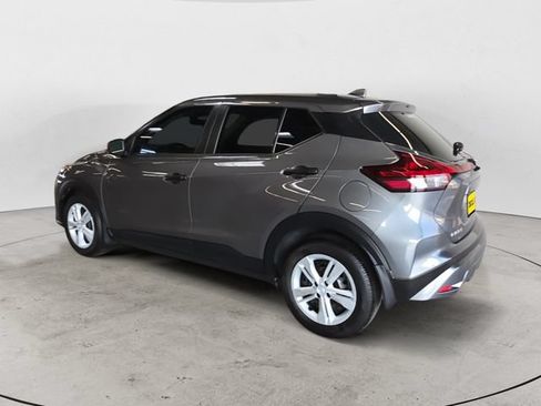 Used 2025 Nissan Kicks Play S FWD image 7