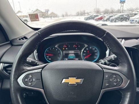 Used 2018 Chevrolet Traverse LT image 15