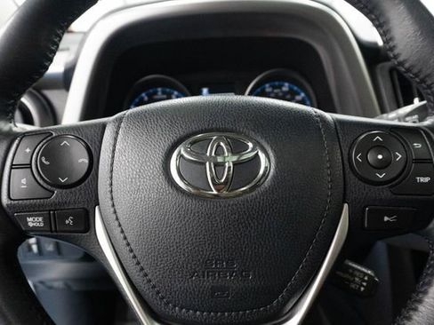 Used 2018 Toyota RAV4 XLE image 21