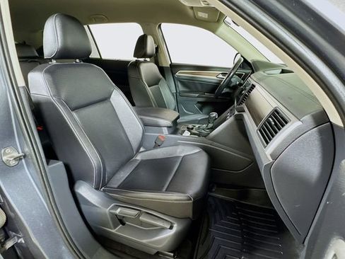 Used 2021 Volkswagen Atlas SE w/ Towing Package image 26