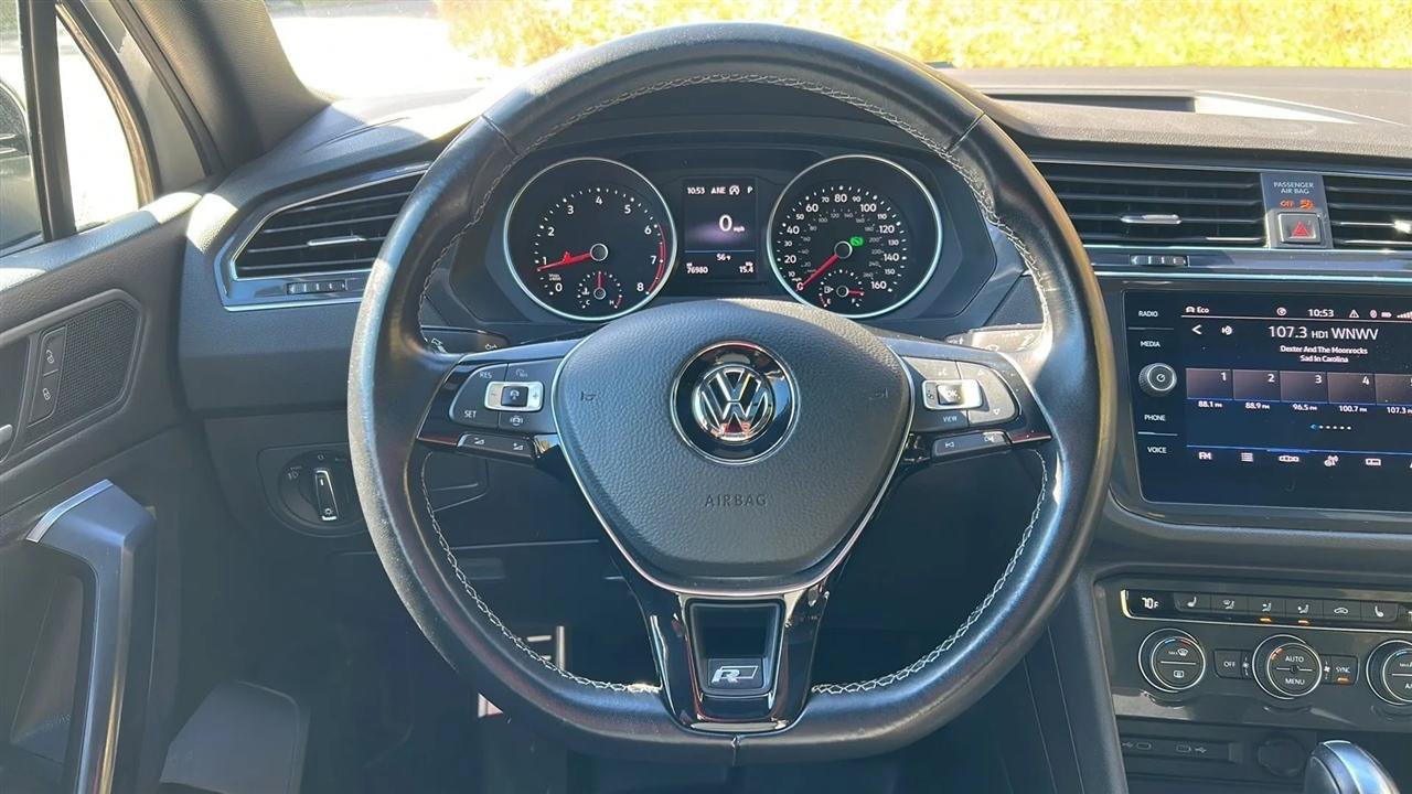Used 2021 Volkswagen Tiguan SE R-Line AWD/4WD image 31