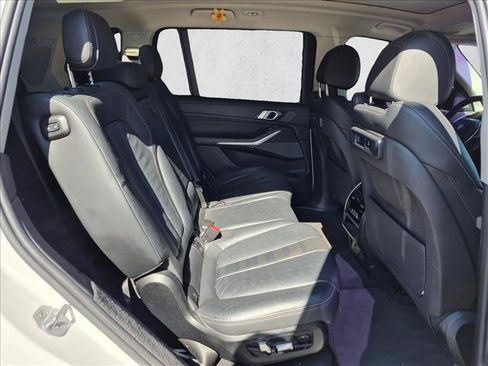 Used 2020 BMW X7 xDrive40i w/ Premium Package AWD/4WD image 19