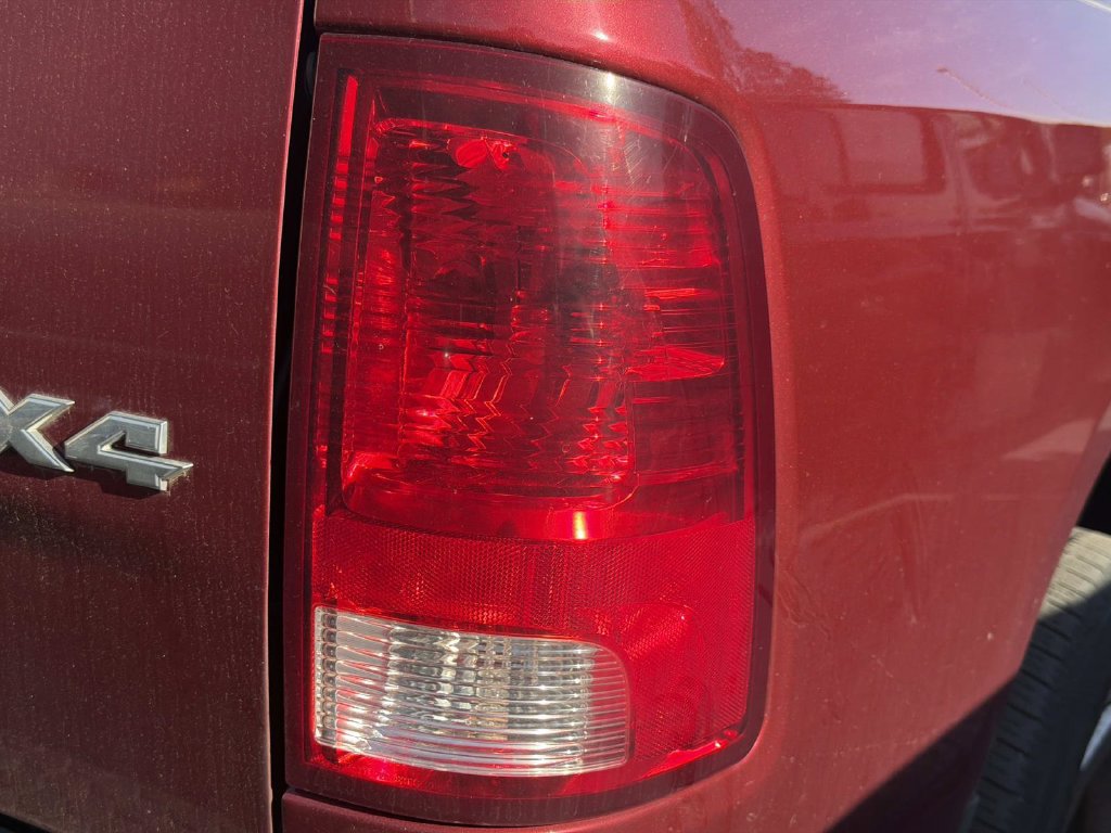 Used 2014 RAM 1500 Express AWD/4WD image 6