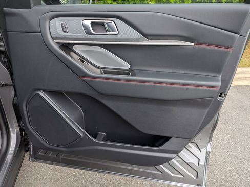 New 2026 Ford Explorer ST AWD/4WD image 39