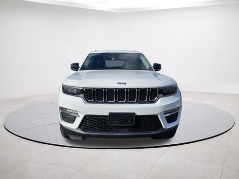 Certified 2023 Jeep Grand Cherokee Limited image 2