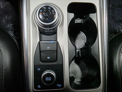 Used 2021 Ford Explorer XLT w/ Equipment Group 202A AWD/4WD image 40