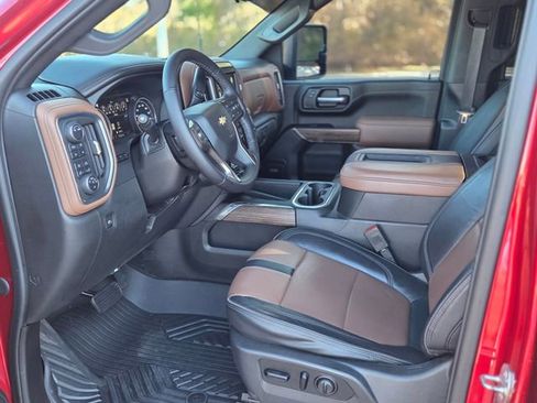 Used 2021 Chevrolet Silverado 2500 High Country w/ Z71 Off-Road Package image 25