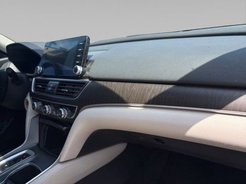 Used 2018 Honda Accord EX-L image 19