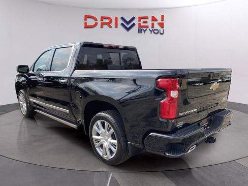 New 2026 Chevrolet Silverado 1500 High Country image 3