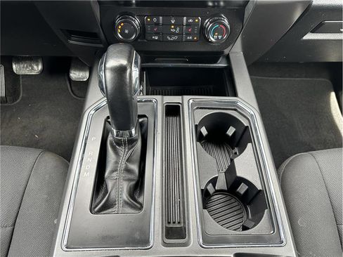 Used 2020 Ford F150 XLT w/ Equipment Group 302A Luxury AWD/4WD image 19
