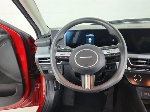 Used 2025 Hyundai Sonata SEL FWD image 12