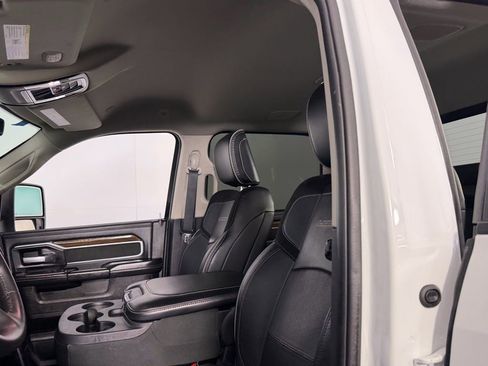 Used 2024 RAM 2500 Laramie w/ Safety Group AWD/4WD image 21