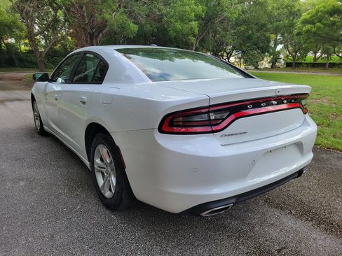 Used 2022 Dodge Charger SXT image 7