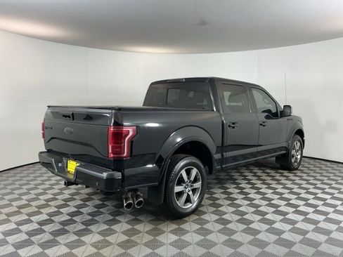 Used 2017 Ford F150 Lariat w/ Equipment Group 501A Mid AWD/4WD image 4