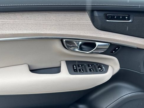 New 2026 Volvo XC90 T8 Ultra w/ Lounge Package AWD/4WD image 14