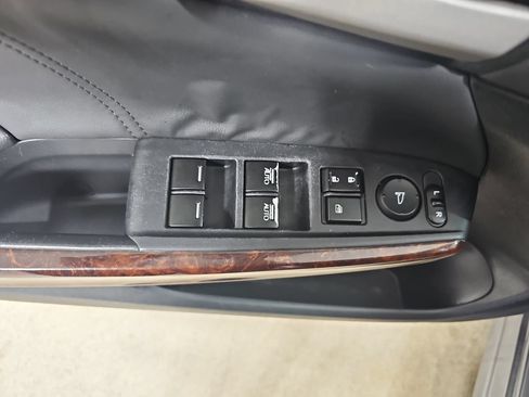 Used 2010 Honda Crosstour EX-L image 31
