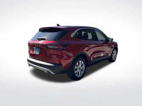 Used 2023 Ford Escape Active FWD image 5