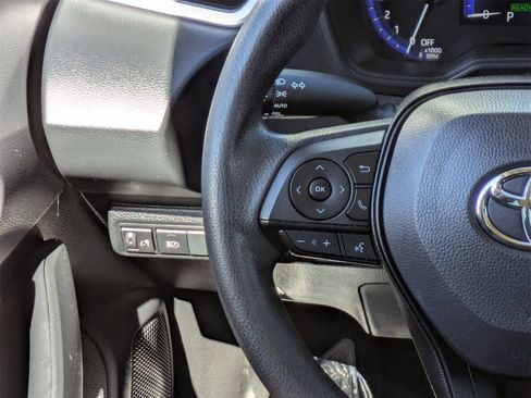 Used 2022 Toyota Corolla LE image 22