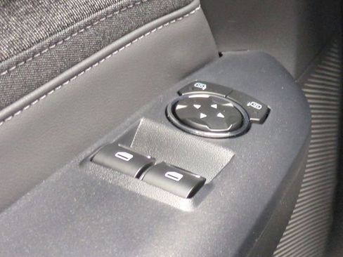 Used 2025 Ford Mustang GT image 27