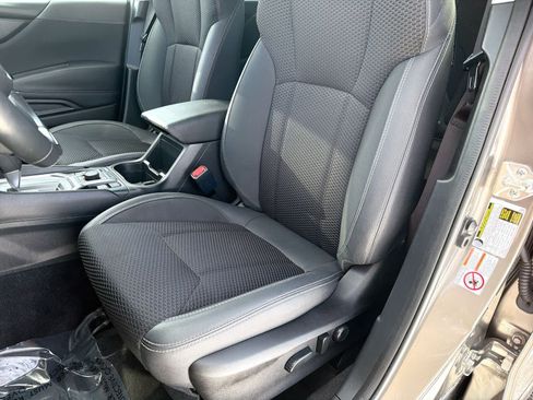 Used 2020 Subaru Forester Premium image 17