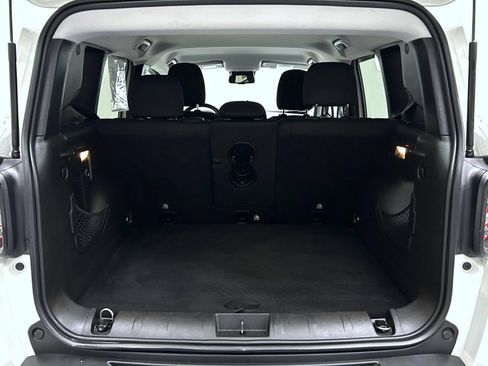 Used 2017 Jeep Renegade Latitude w/ Popular Equipment Group AWD/4WD image 21