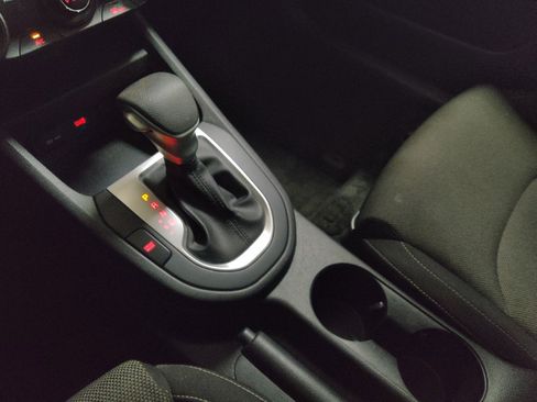 Used 2024 Kia Forte LX image 26