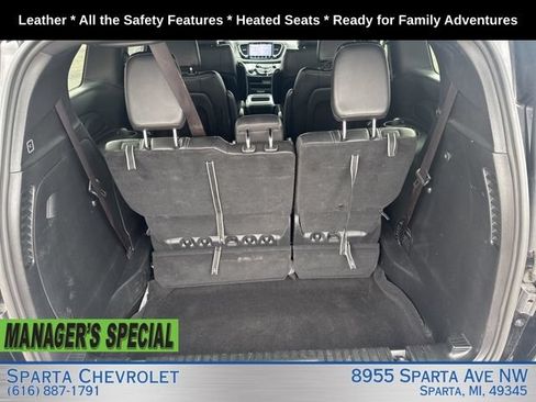 Used 2025 Chrysler Pacifica Select FWD image 29