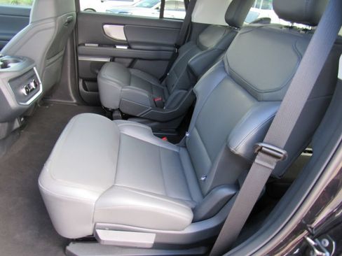 New 2026 Ford Expedition Active RWD image 6