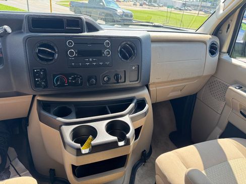 Used 2012 Ford E-350 and Econoline 350 XLT RWD image 31