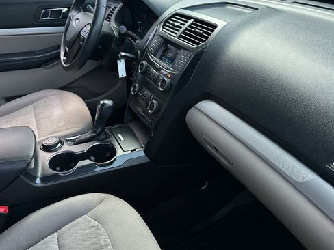 Used 2018 Ford Explorer 4WD image 18