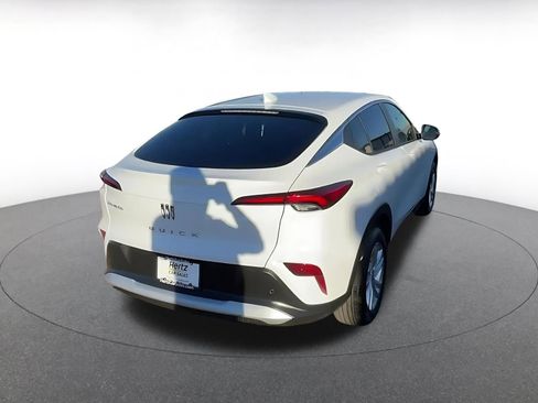 Used 2025 Buick Envista Preferred image 14