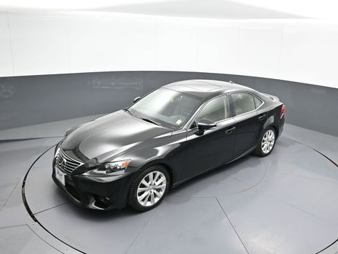 Used 2016 Lexus IS 300 AWD w/ Premium Package image 35