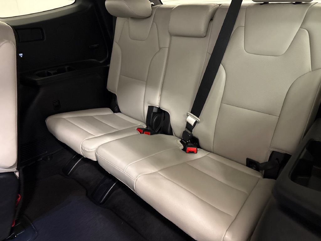 Used 2022 Kia Telluride EX w/ EX Premium Package FWD image 17
