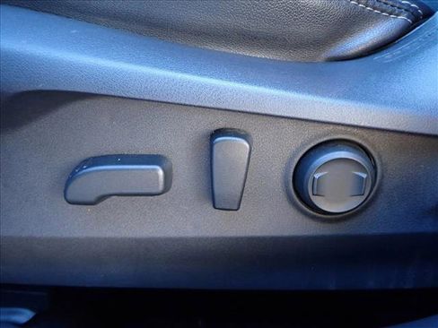 Certified 2022 Subaru Outback Limited XT image 13