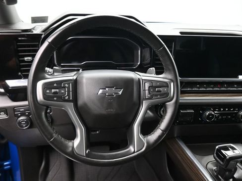 Used 2023 Chevrolet Silverado 1500 RST AWD/4WD image 14