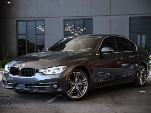 Used 2017 BMW 340i xDrive Sedan AWD/4WD image 3