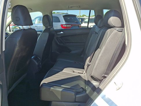 Used 2024 Volkswagen Tiguan SE FWD image 20