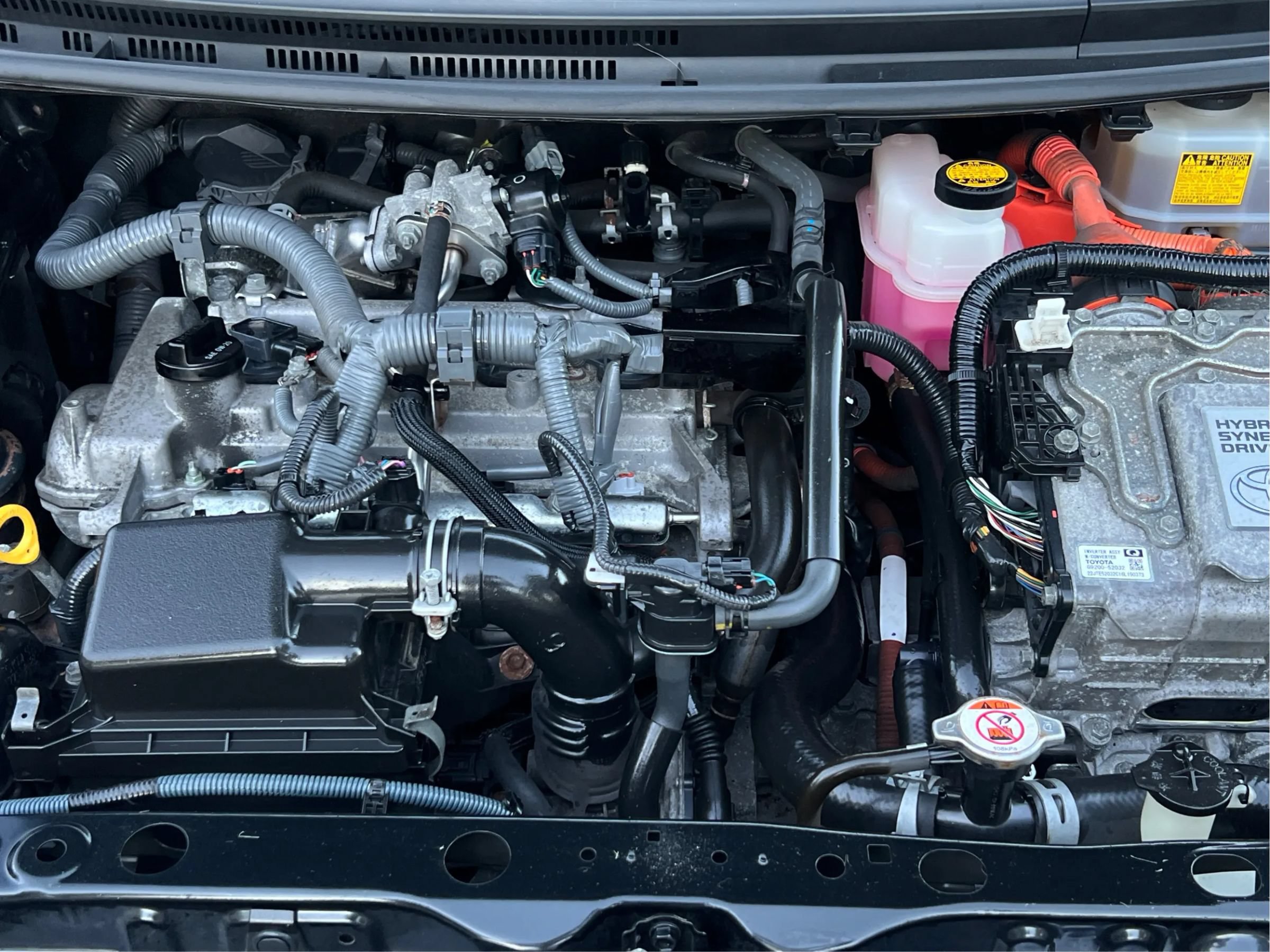 Used 2017 Toyota Prius C One FWD image 9