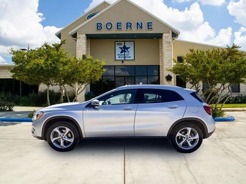 Used 2020 Mercedes-Benz GLA 250 image 2