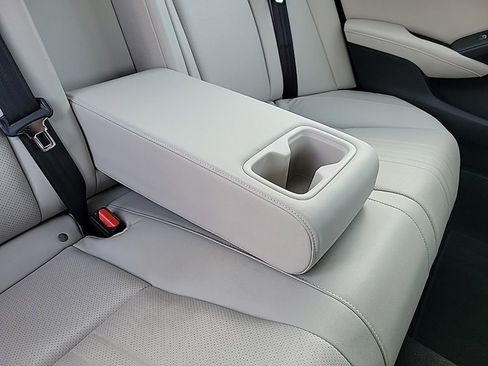 Used 2018 Honda Accord Touring image 14