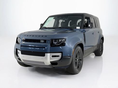 Used 2024 Land Rover Defender 110 SE AWD/4WD image 1