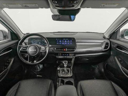 Used 2024 Kia Seltos EX image 26