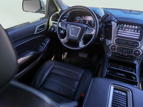 Used 2020 GMC Yukon Denali w/ Open Road Package image 31