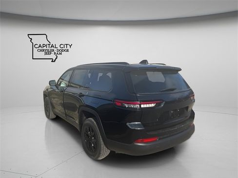 New 2025 Jeep Grand Cherokee L Altitude image 6